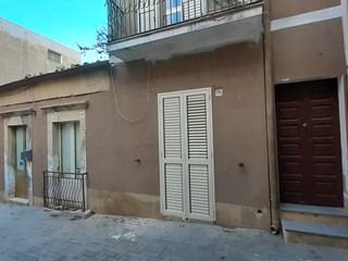 Casa Indipendente in Vendita a Palazzolo Acreide, 55'000€, 130 m²