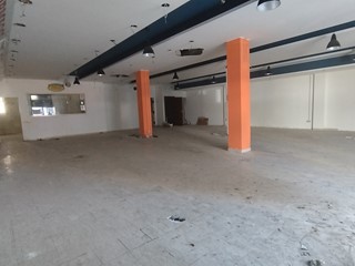 Immobile commerciale in Affitto a Siracusa, 2'900€, 300 m²