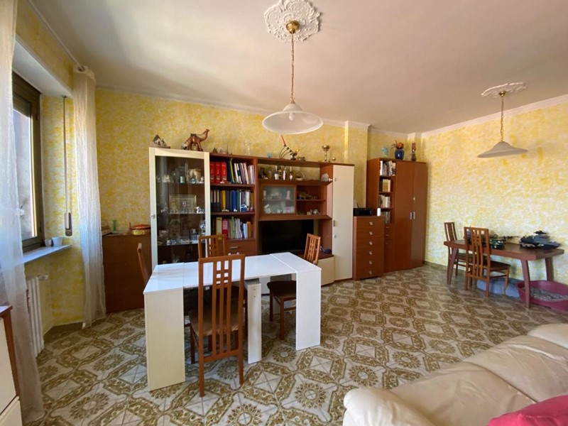 Appartamento in Vendita a Piossasco, 99'000€, 95 m²