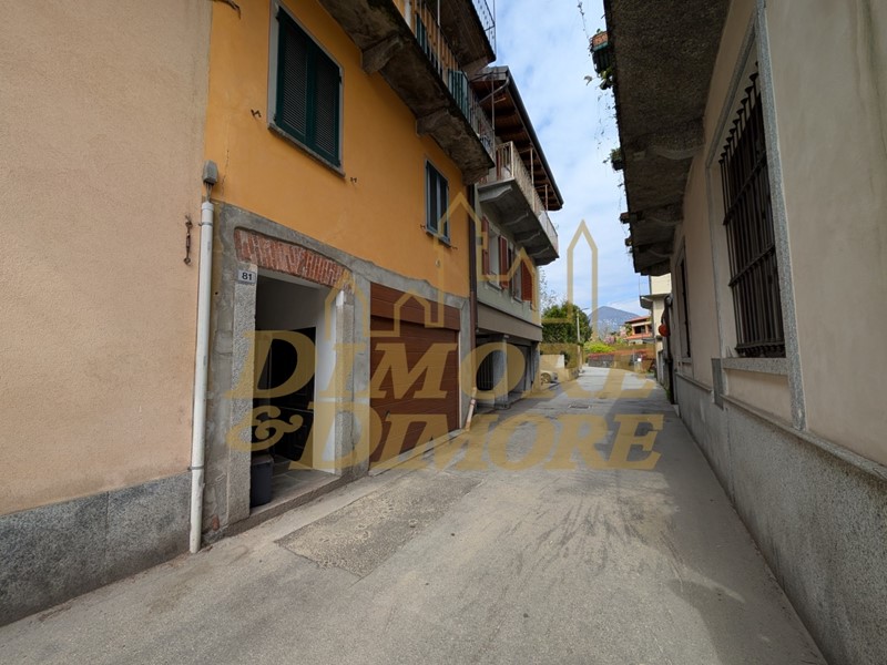 Appartamento in Vendita a Verbania, 350'000€, 120 m², con Box