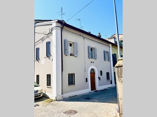 Casa Indipendente in Vendita a Senigallia, 465'000€, 160 m²