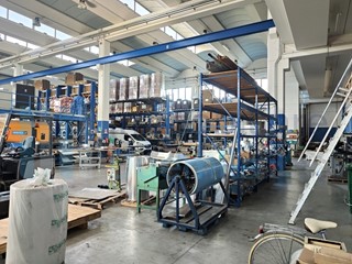 Attività commerciale in Vendita a San Cesario sul Panaro, 2'000'000€, 6600 m²