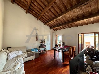 Trilocale in Vendita a Rovigo, zona CittÃ, 95'000€, 60 m², arredato