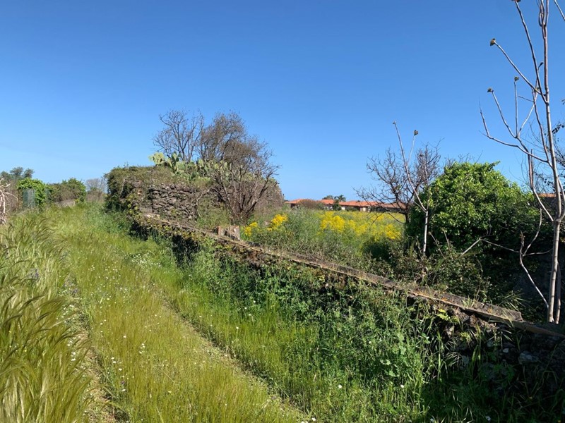 Terreno agricolo in Vendita a Tremestieri Etneo, 279'000€, 17000 m²