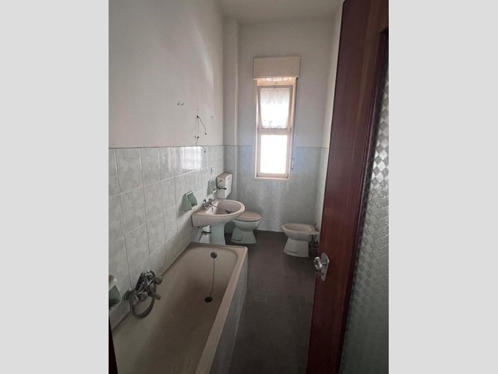 Casa Indipendente in Vendita a Mascalucia, 180'000€, 280 m²