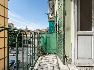 Trilocale in Vendita a Genova, zona Marassi, 80'000€, 70 m²