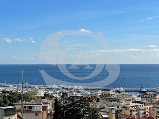 Quadrilocale in Vendita a Sanremo, 140'000€, 101 m²