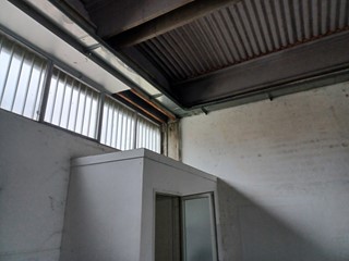 Capannone in Vendita a Carrara, 1'350'000€, 800 m²