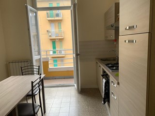 Trilocale in Vendita a Alassio, 295'000€, 75 m², arredato