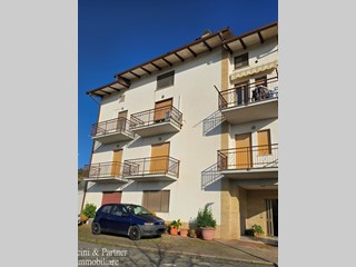 Appartamento in Vendita a Corciano, zona San Mariano, 139'000€, 130 m², con Box