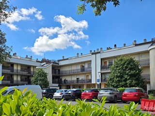 Appartamento in Vendita a Perugia, zona San Sisto, 130'000€, 114 m², con Box