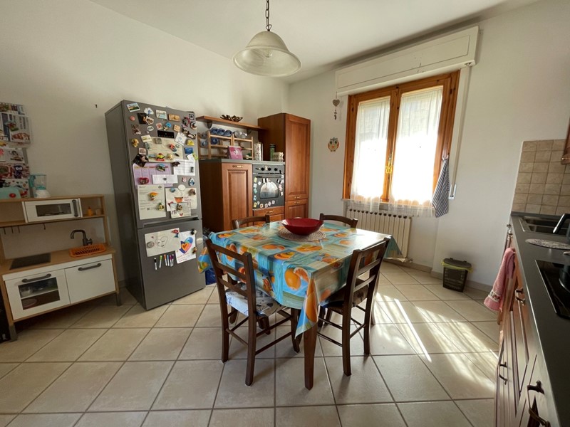 Casa Indipendente in Vendita a Cecina, 270'000€, 85 m²
