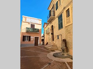 Casa Semi Indipendente in Vendita a Lanciano, 134'000€, 153 m², arredato