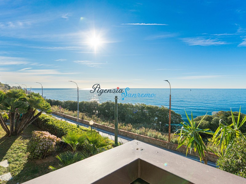 Trilocale in Vendita a Sanremo, 340'000€, 70 m²