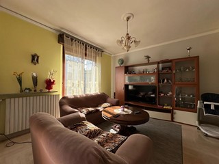 Casa Indipendente in Vendita a Villanova sull'Arda, 168'000€, 180 m², con Box