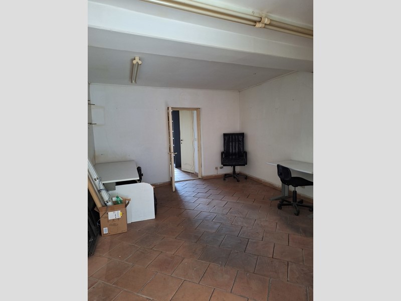 Immobile commerciale in Vendita a Morlupo, 27'000&euro;, 45 m²