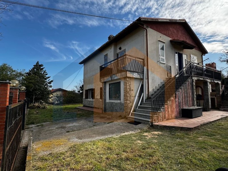 Casa Indipendente in Vendita a Noli, 320'000€, 181 m²