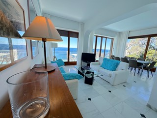 Appartamento in Affitto a Chiavari, zona Sant'Andrea di Rovereto, 1'000&euro;, 130 m², arredato, con Box