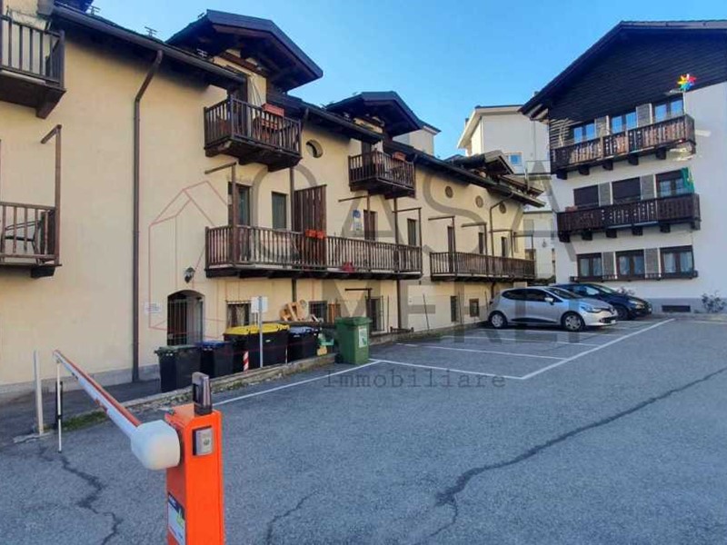 Trilocale in Vendita a Aosta, 150'000€, 45 m²