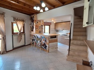 Trilocale in Vendita a Rapolano Terme, 95'000€, 68 m²