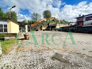 Casa Indipendente in Vendita a Paratico, 485'000€, 2000 m²