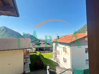 Appartamento in Vendita a Zone, 195'000€, 155 m², con Box