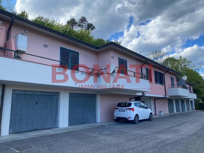 Casa Semi Indipendente in Vendita a Follo, zona Pian di Follo, 220'000€, 145 m², con Box