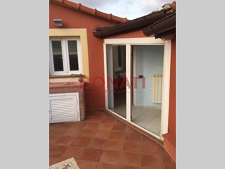 Quadrilocale in Vendita a Vezzano Ligure, zona Vezzano Basso, 95'000€, 87 m², arredato