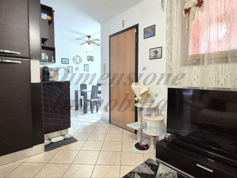 Trilocale in Vendita a Rosignano Marittimo, zona Rosignano Solvay, 168'000€, 70 m², con Box