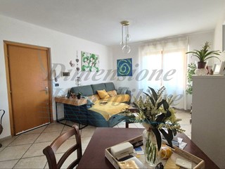 Quadrilocale in Vendita a Rosignano Marittimo, zona Rosignano Solvay, 175'000€, 75 m²