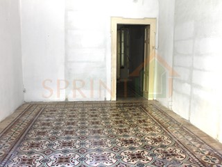 Casa Indipendente in Vendita a Monopoli, 142'000€, 77 m²