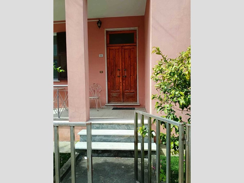 Casa Semi Indipendente in Vendita a Ameglia, zona Fiumaretta, 350'000&euro;, 134 m²