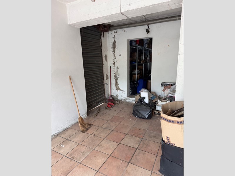 Box in Vendita a Vaiano, 28'000€, 33 m²