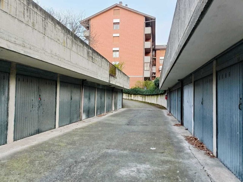 Box in Vendita a Ciriè, 14'900€, 15 m²