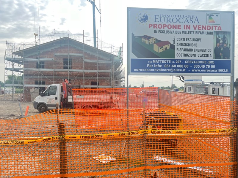 Casa Indipendente in Vendita a Crevalcore, 409'000€, 172 m², con Box