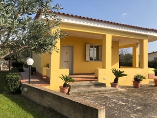 Casa Indipendente in Vendita a Siracusa, 250'000&euro;, 130 m²