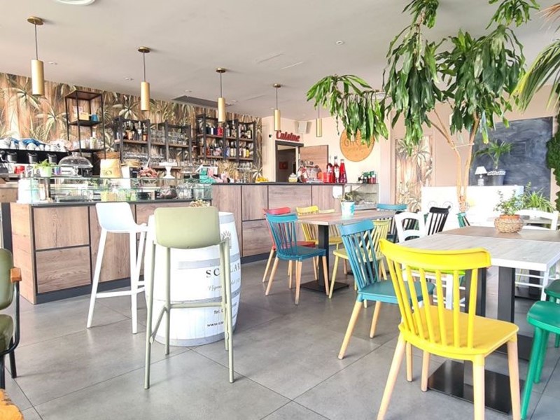 Immobile commerciale in Vendita a Roncadelle, 360'000€, 96 m², arredato