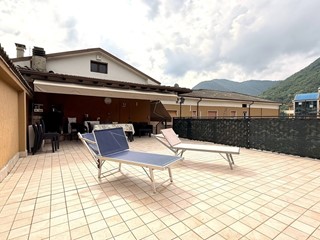 Casa Indipendente in Vendita a Lumezzane, 465'000€, 608 m², con Box