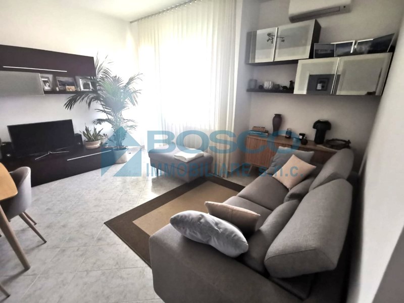Quadrilocale in Vendita a La Spezia, zona Ovest, 235'000€, 95 m²