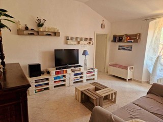 Quadrilocale in Affitto a Sestri Levante, 1'200€, 70 m², arredato