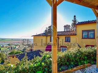 Casa Semi Indipendente in Vendita a Massarosa, zona Massaciuccoli, 185'000€, 55 m²