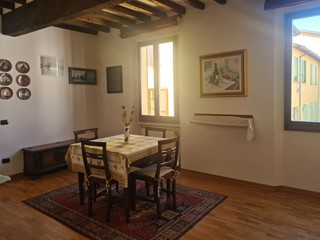 Quadrilocale in Vendita a Reggio Emilia, zona Centro storico, 329'000€, 125 m², arredato