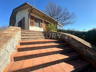 Casa Indipendente in Vendita a Semproniano, 269'000€, 240 m², arredato, con Box