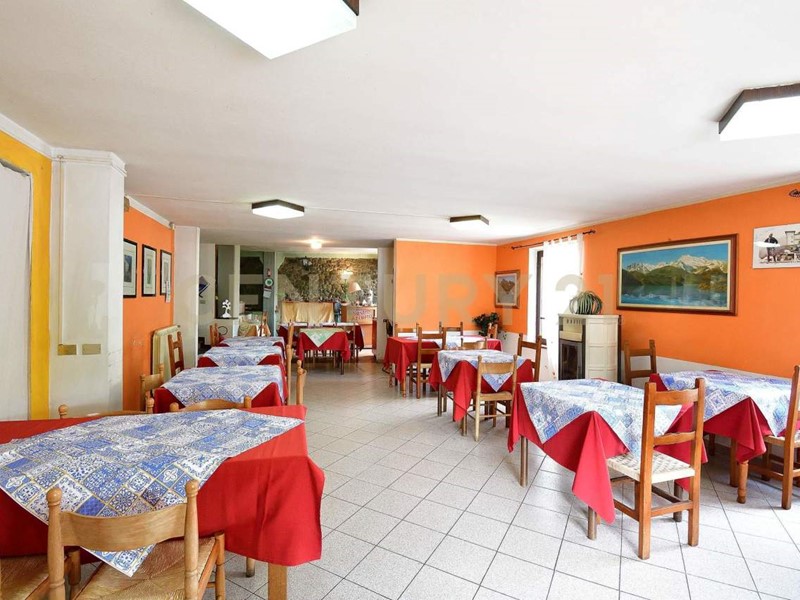 Casa Indipendente in Vendita a Minucciano, 289'000€, 700 m², arredato