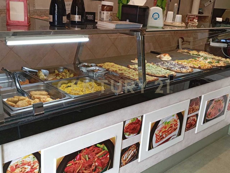 Attività commerciale in Vendita a Roma, 45'000€, 60 m², arredato