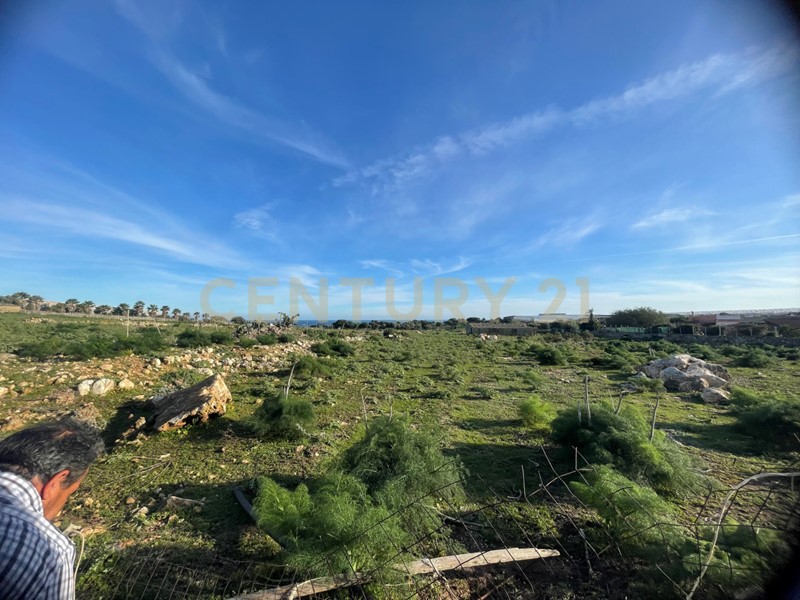 Terreno agricolo in Vendita a Portopalo di Capo Passero, 90'000€, 9420 m²