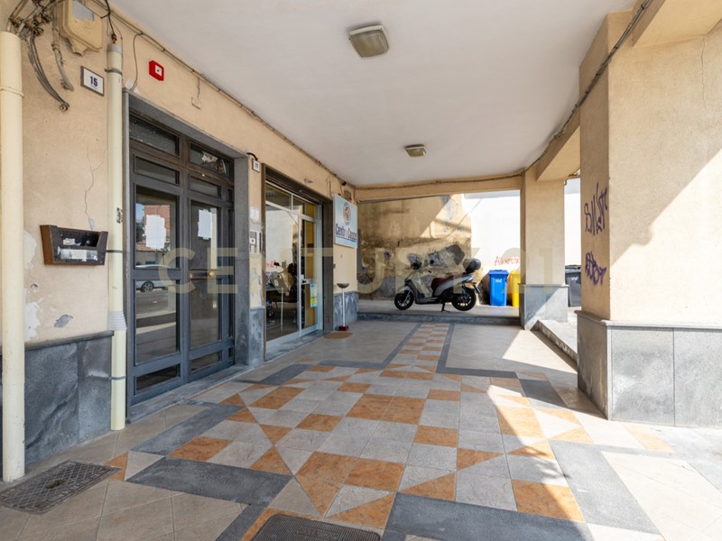 Quadrilocale in Vendita a Catania, 195'000&euro;, 141 m²