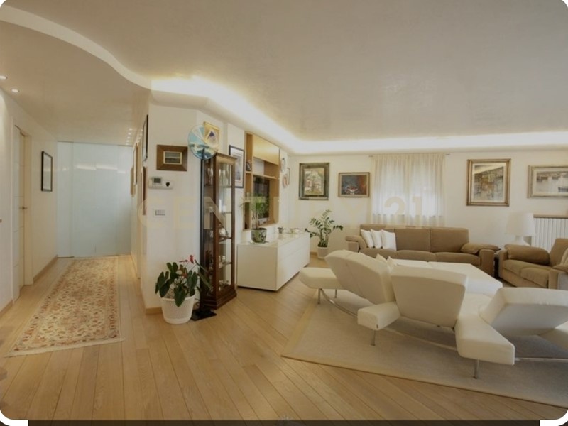 Bilocale in Vendita a Catania, 130'000€, 60 m²