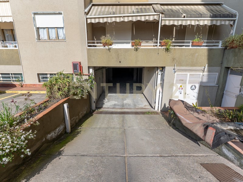 Quadrilocale in Vendita a Calatabiano, 65'000&euro;, 75 m², arredato, con Box