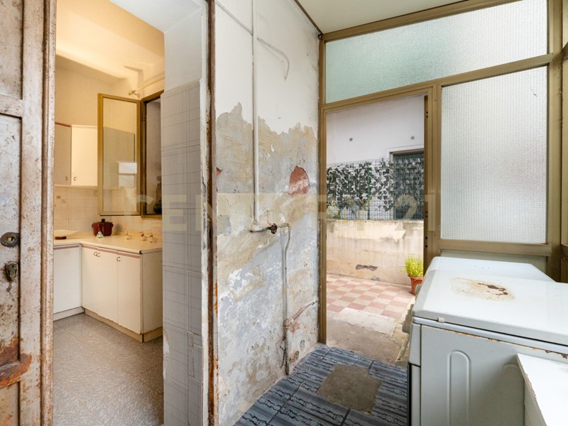 Bilocale in Vendita a Catania, 59'000&euro;, 75 m²